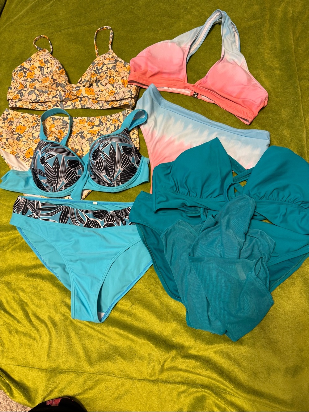 4pk XL Bikinis Various Brands Teal, Rainbow, Cupshe and Dorina